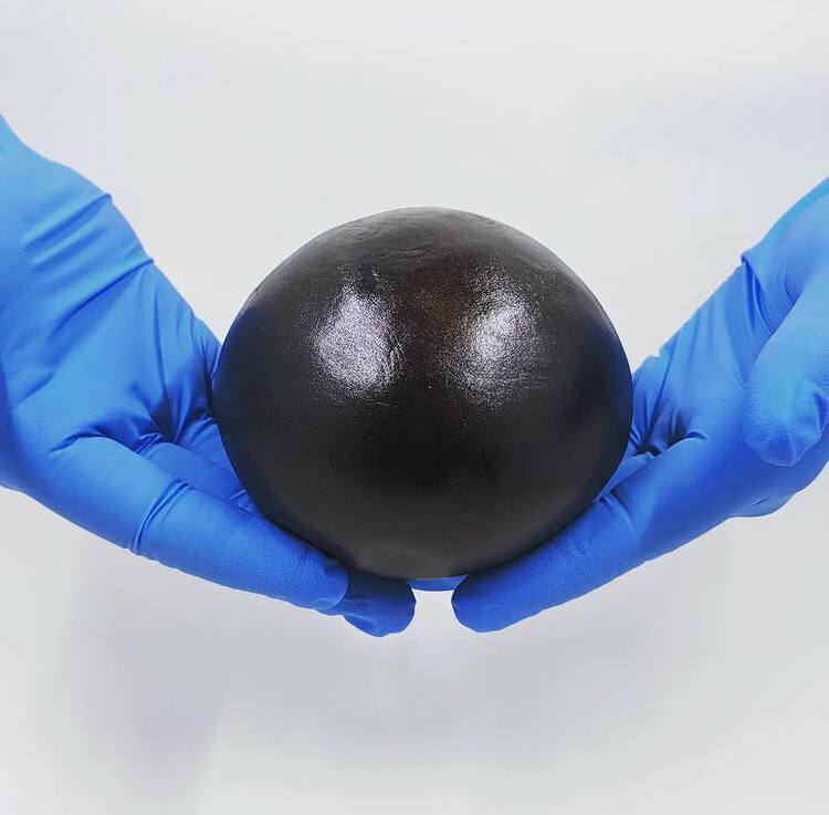 photo_5884257675905186158_x